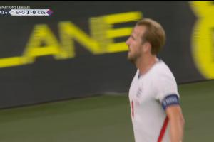 凯恩门前包抄轻松破门,英格兰第39分钟2-0领先捷克