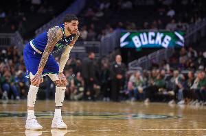香波特谈三球首秀表现:他让所有队友都对他充满信任