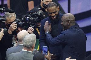 若你征战现今的NBA?乔丹:我不关心博彩与数据 我只看重比赛输赢