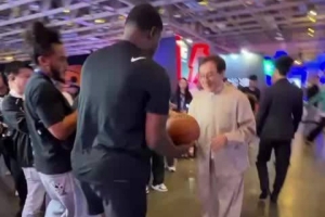 奥格斯堡vs拜仁慕尼黑直播_奥格斯堡vs拜仁慕尼黑在线直播_奥格斯堡vs拜仁慕尼黑赛事直播