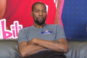 蜘蛛直播-免费无插件直播在线观看_蜘蛛直播nba免费高清现场直播